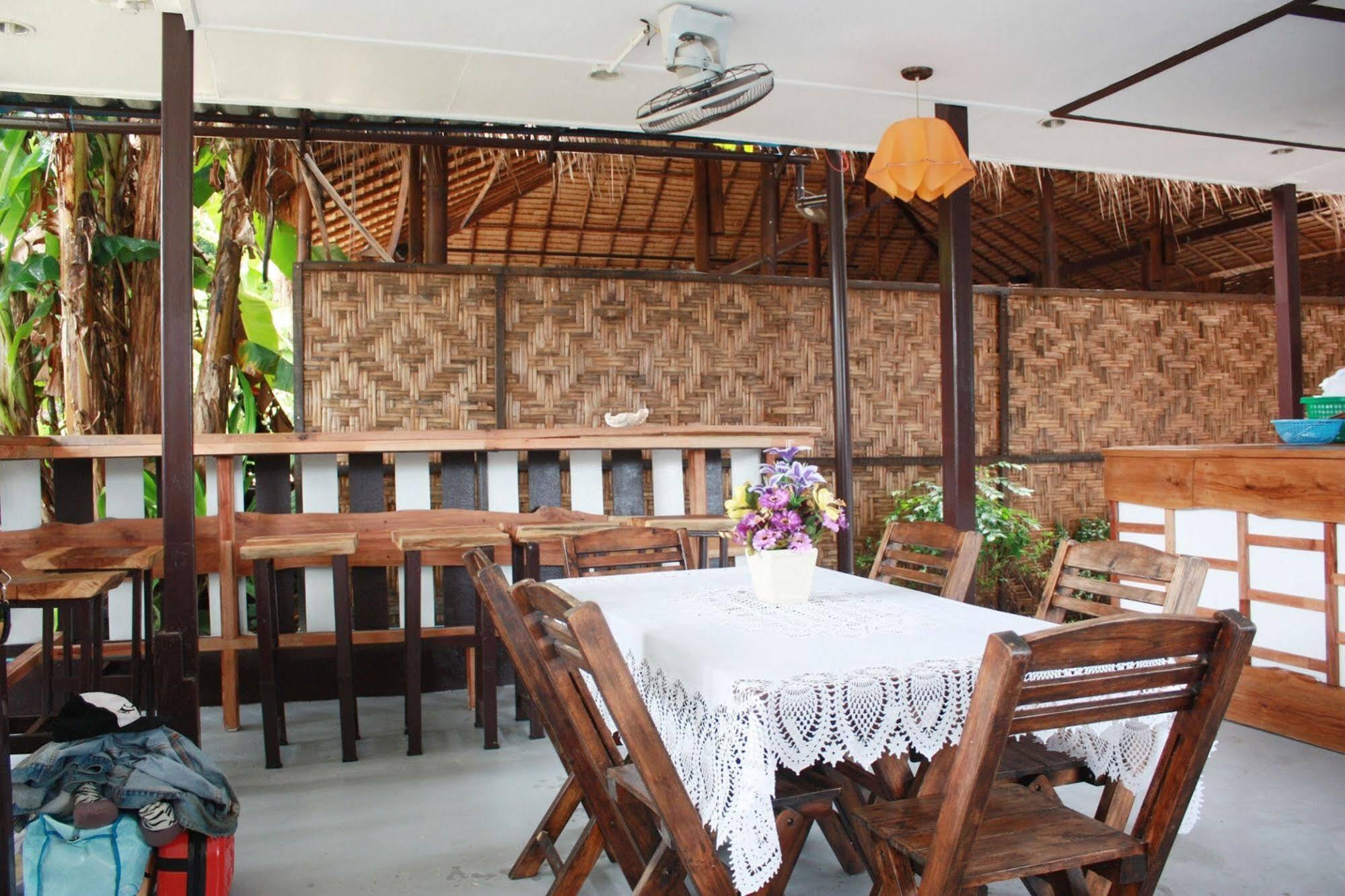 Lantern Inn Koh Lipe Exterior foto